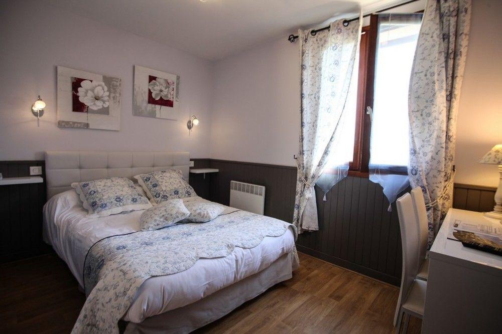 Domaine De La Rhonie Hotell Meyrals Eksteriør bilde
